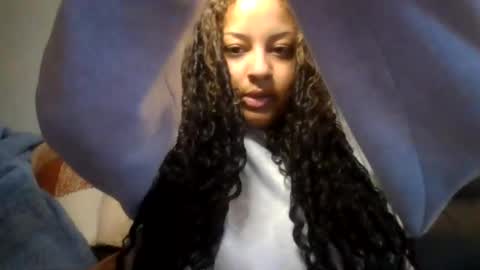 Snapshot of baileymadz chatting on June 23, 1:31 pm baileymadz online show from June 23, 1:31 pm