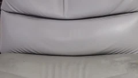 Snapshot of baker305 chatting on November 13, 3:27 am baker305 online show from November 13, 3:27 am