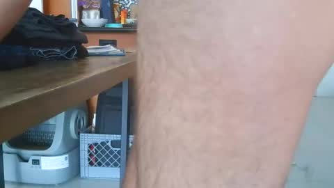 Snapshot of baker305 chatting on April 5, 8:39 pm baker305 online show from April 5, 8:39 pm