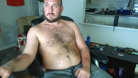 Snapshot of baldafterdark chatting on October 7, 8:22 am Anthony online show from October 7, 8:22 am