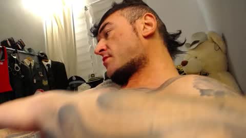 Snapshot of ballard_ chatting on November 6, 1:28 am Bret Ballard online show from November 6, 1:28 am