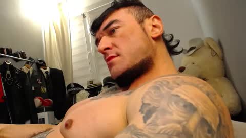 Snapshot of ballard_ chatting on November 10, 1:15 am Bret Ballard online show from November 10, 1:15 am