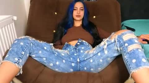 Amy online show from March 3, 9:10 pm