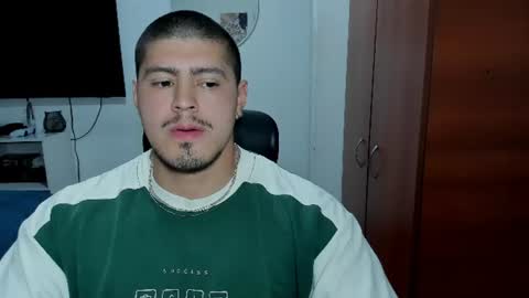 Snapshot of baltazardupont chatting on June 12, 2:54 am Andres - online show from June 12, 2:54 am