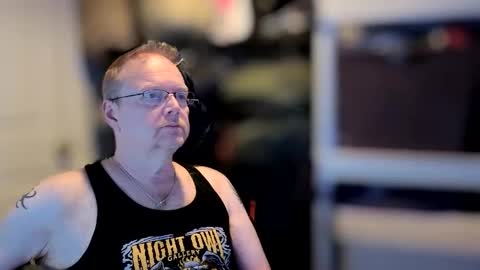 baltomoron69 online show from June 11, 11:30 am