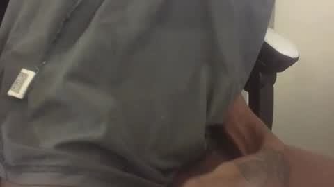 Snapshot of bam10inch chatting on February 3, 1:04 am b online show from February 3, 1:04 am