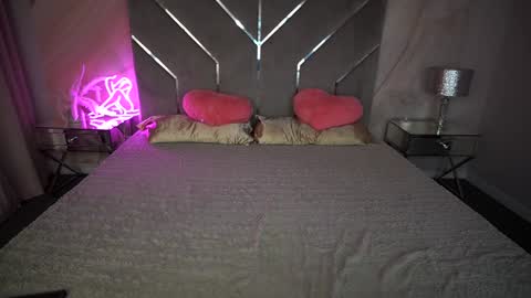 Bambi online show from February 5, 1:04 am