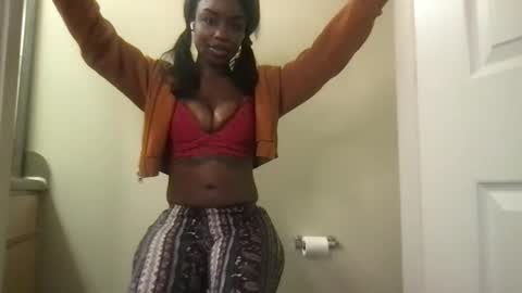 SABRINA - ADD SNAP FOR DAILY CONTENT online show from December 21, 12:01 pm