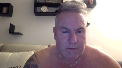 banana5289 online show from January 7, 2:10 am