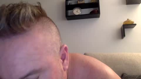 banana5289 online show from February 27, 9:04 pm