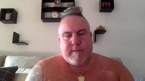 banana5289 online show from October 27, 1:04 pm