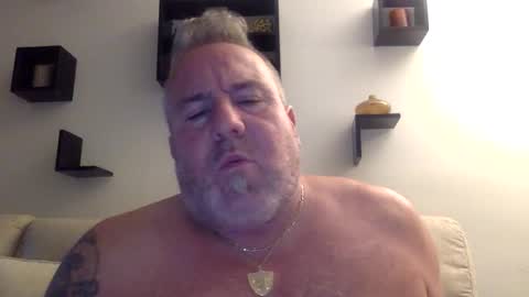 banana5289 online show from May 2, 11:04 am