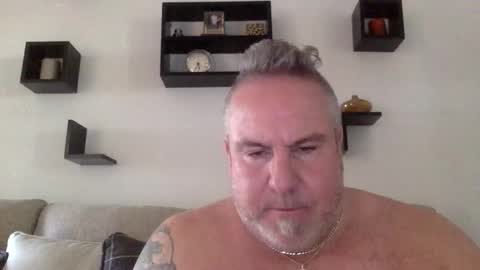 banana5289 online show from May 7, 12:43 pm