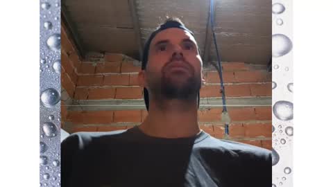 Ezequiel online show from December 14, 1:39 am