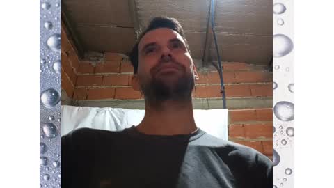 Ezequiel online show from December 15, 1:35 am