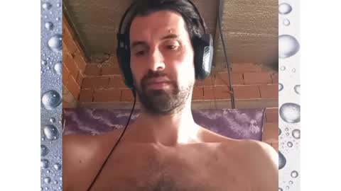 Ezequiel online show from February 3, 4:52 pm