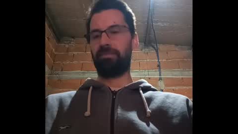 Ezequiel online show from November 23, 1:38 am