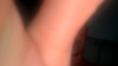 Snapshot of banger202093 chatting on April 13, 11:27 am banger202093 online show from April 13, 11:27 am