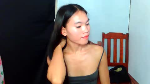 Snapshot of baninay810654 chatting on June 11, 12:32 am baninay810654 online show from June 11, 12:32 am
