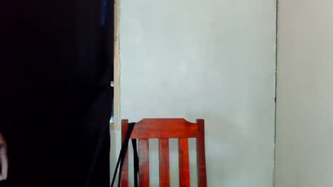 Snapshot of baninay810654 chatting on June 13, 11:46 pm baninay810654 online show from June 13, 11:46 pm