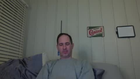 Snapshot of banksysmash chatting on December 7, 2:09 am Jay online show from December 7, 2:09 am