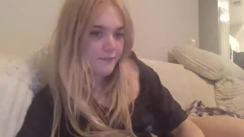 Snapshot of bansam1738 chatting on November 7, 2:00 am bansam1738 online show from November 7, 2:00 am