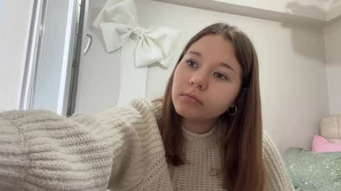 Snapshot of baosznejkowski chatting on May 8, 3:17 pm Sumi online show from May 8, 3:17 pm