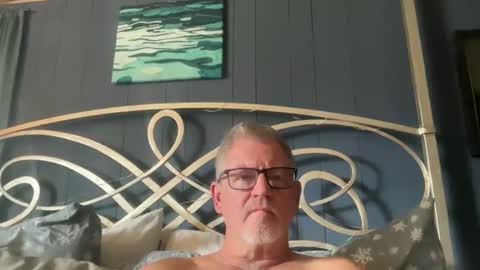 Snapshot of bapeter218 chatting on December 19, 5:53 pm bapeter218 online show from December 19, 5:53 pm