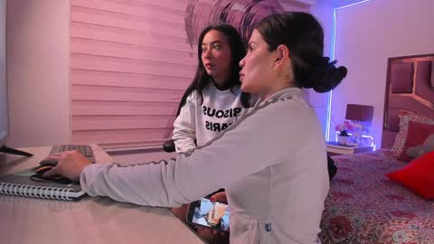 Gabi  online show from January 17, 1:46 pm