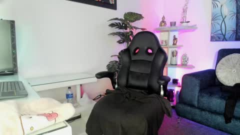 Gabi  online show from January 24, 1:13 am