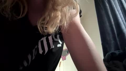 Snapshot of barbara53000 chatting on October 16, 2:07 pm charliejones online show from October 16, 2:07 pm