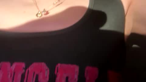 Snapshot of barbara53000 chatting on November 13, 12:09 am charliejones online show from November 13, 12:09 am