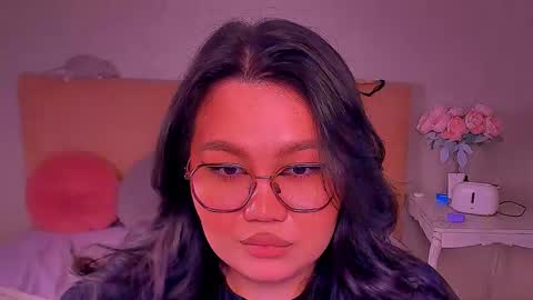 Barbie Kim online show from March 2, 11:42 pm