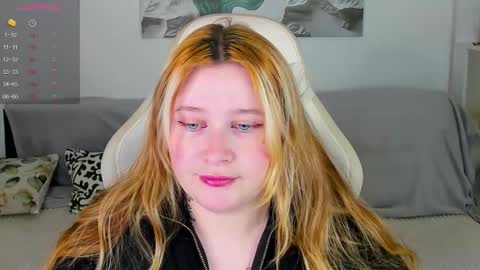 Snapshot of barbara_ferrarri chatting on November 27, 8:27 am Barbara online show from November 27, 8:27 am