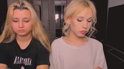 barbarasiren online show from November 29, 7:50 pm