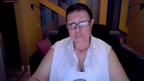 barbaraturners online show from March 10, 10:45 pm