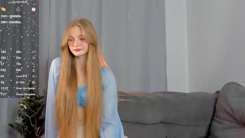 Snapshot of barbbiiedoll chatting on February 3, 9:50 pm Kendall online show from February 3, 9:50 pm