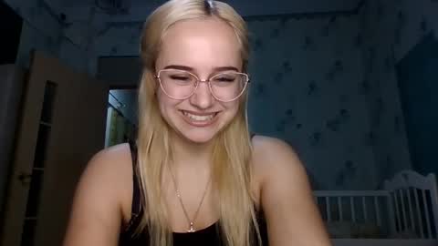 barbie___girl online show from February 1, 2:48 pm