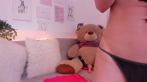 Snapshot of barbie_ev chatting on February 21, 4:40 am Barbara online show from February 21, 4:40 am