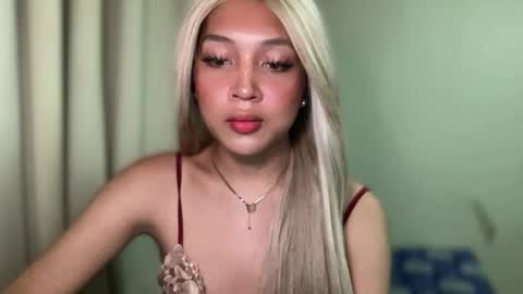 Snapshot of barbie_ford_ chatting on February 4, 4:08 pm barbie_ford_ online show from February 4, 4:08 pm