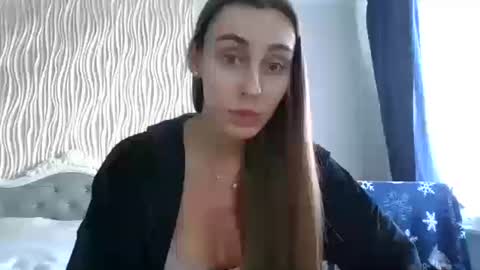 Kate online show from March 12, 1:50 pm