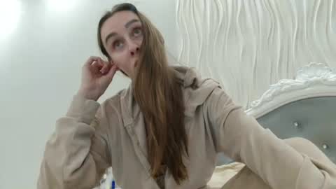 Kate online show from March 23, 8:35 pm