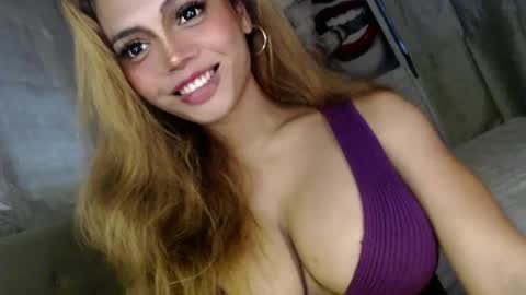 Snapshot of barbie_ivana chatting on July 11, 2:14 am barbei online show from July 11, 2:14 am