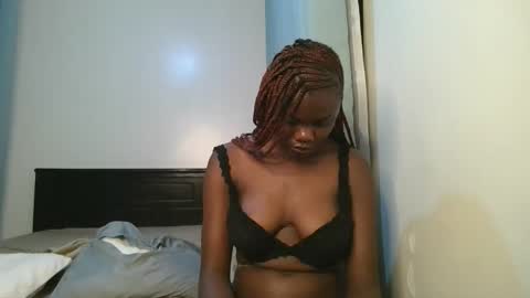 queen online show from November 12, 1:17 am