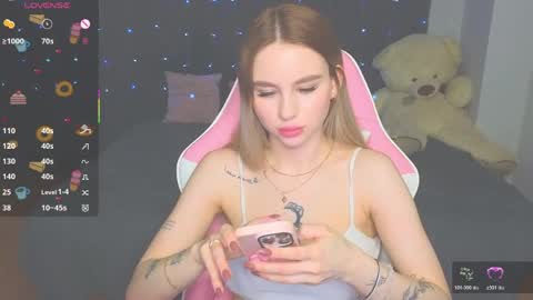 Eva online show from April 17, 2:42 pm