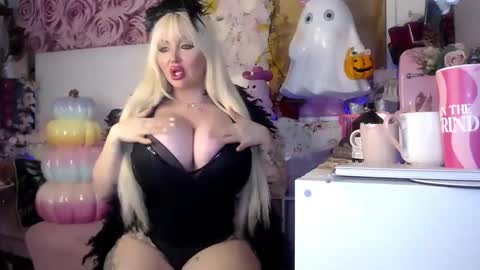 ely ink online show from October 24, 11:06 am