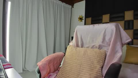 Snapshot of barbiekano chatting on November 9, 10:41 pm barbiekano online show from November 9, 10:41 pm