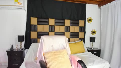 Snapshot of barbiekano chatting on November 16, 11:32 pm barbiekano online show from November 16, 11:32 pm