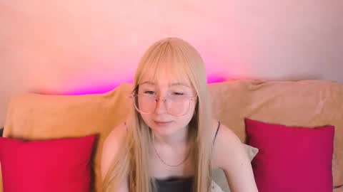 Barbie Lily online show from March 9, 2:48 am