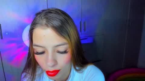 Snapshot of barbiie_5 chatting on October 30, 7:10 am Barbie online show from October 30, 7:10 am